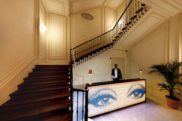 Axel Hotel Madrid El Equipo Creativo (5)