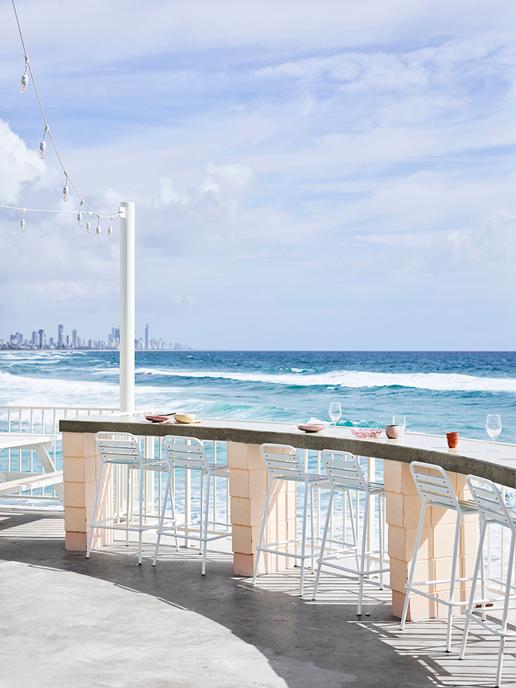 Australian-Coastal-Hospitality-at-its-Finest—Alexander&-CO-(1)