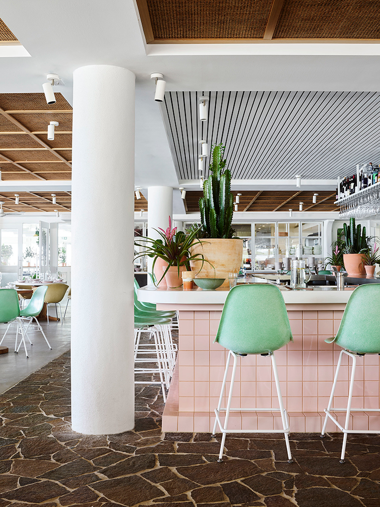 Australian-Coastal-Hospitality-at-its-Finest—Alexander&-CO-(7)