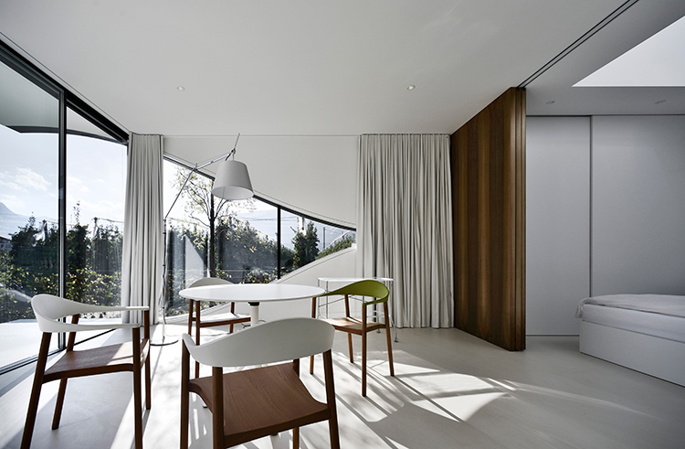 The-Mirror-Houses–Peter-Pichler-Architecture-(4)