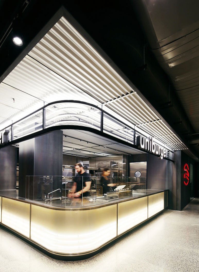 Le Cathcart Restaurants et Biergarten Sid Lee Architecture (1)