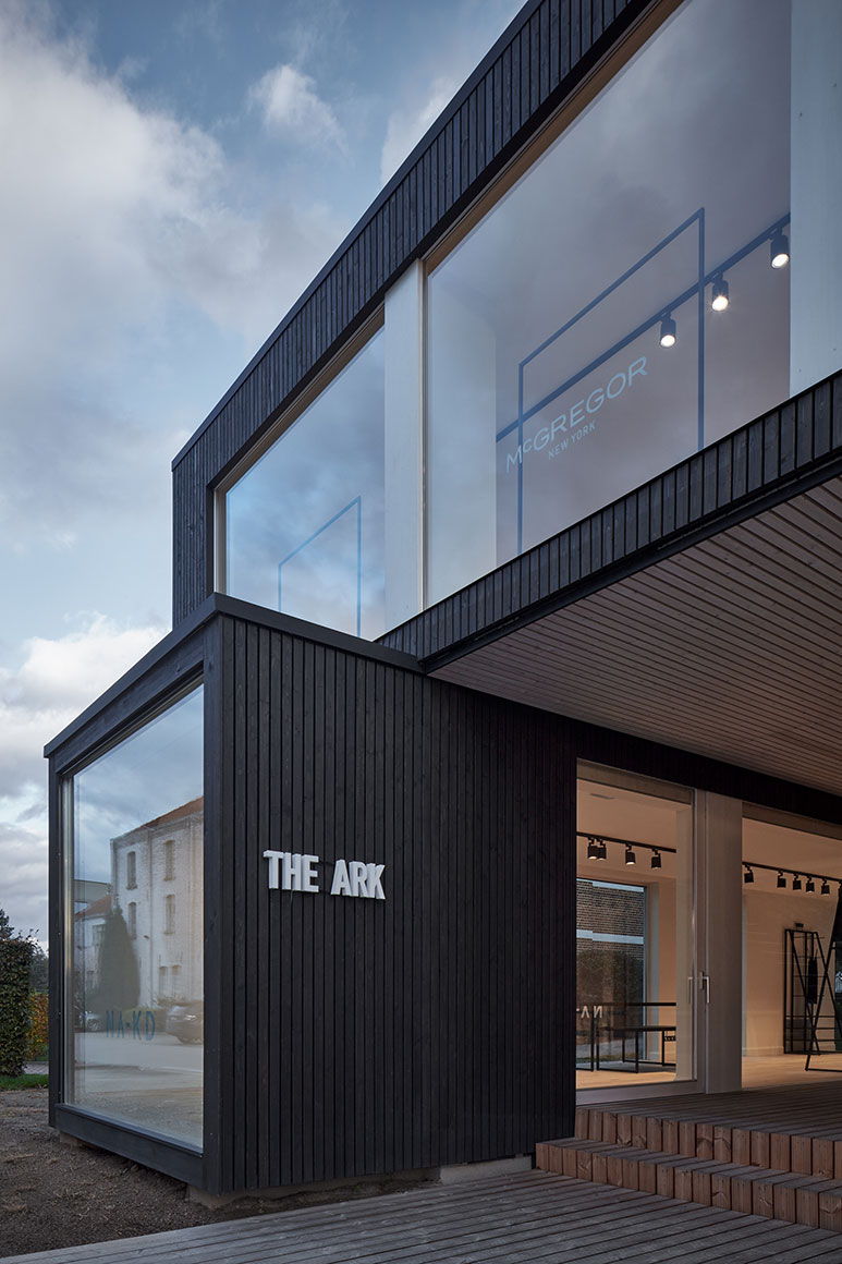 Ark-Shelter_showroom-for-GAB_BoysPlayNice_13