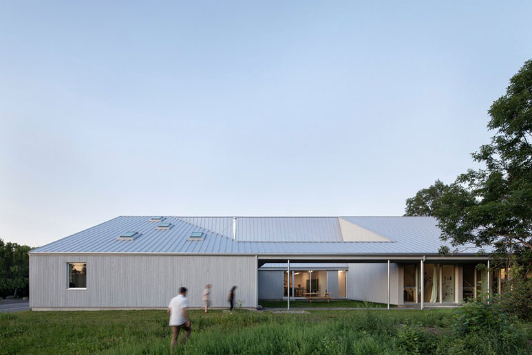 Centre Est-Nord-Est Bourgeois – Lechasseur architectes (10)