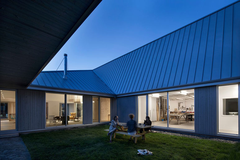 Centre Est-Nord-Est Bourgeois – Lechasseur architectes (5)