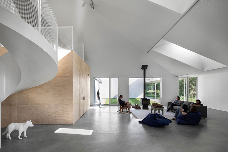 Centre Est-Nord-Est Bourgeois – Lechasseur architectes (8)