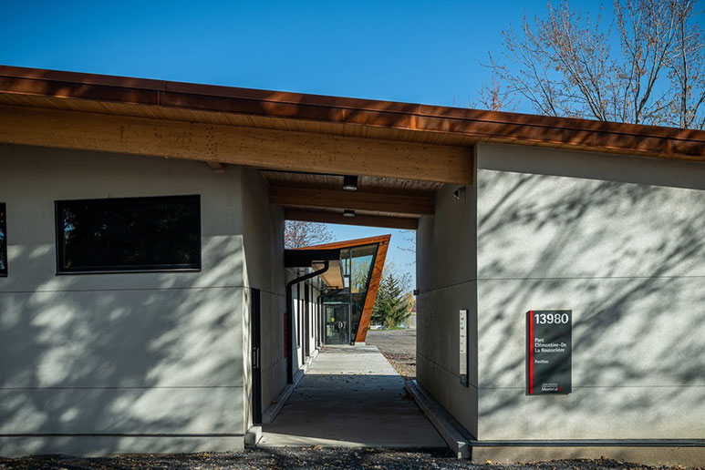 Corten-pavilion–Les-Architectes-Labonté-Marcil-(2)