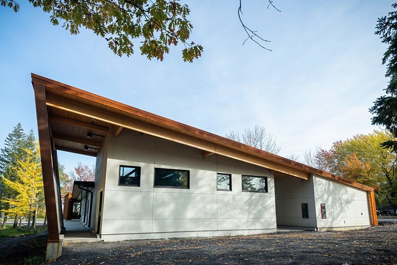 Corten-pavilion–Les-Architectes-Labonté-Marcil-(5)