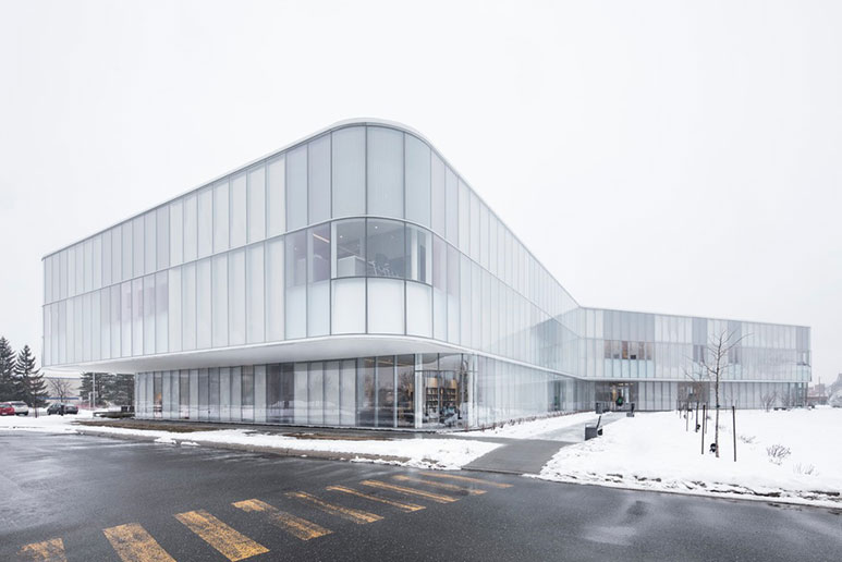 Biblioteca pública de Drummondville Chevalier Morales + DMA architects (4)