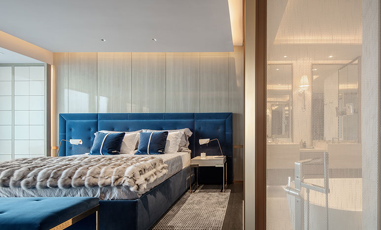 ONE SANLITUN • FENDI CCD (10)