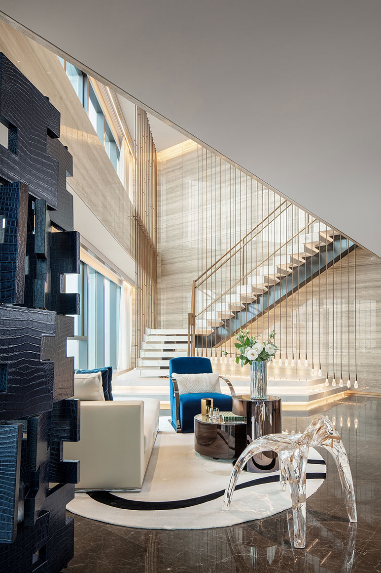 ONE SANLITUN • FENDI CCD (9)