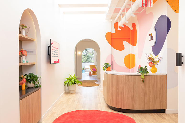 AldaLyArchitecture_TIA-SILVERLAKE_ENTRY_PhotobyMonicaWang